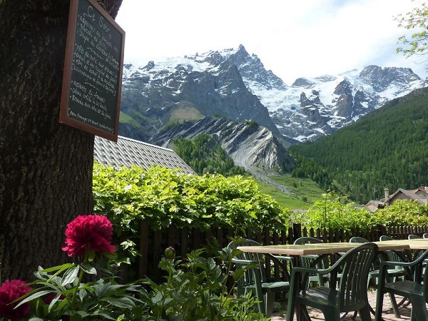 Edelweiss La Grave terrace and view